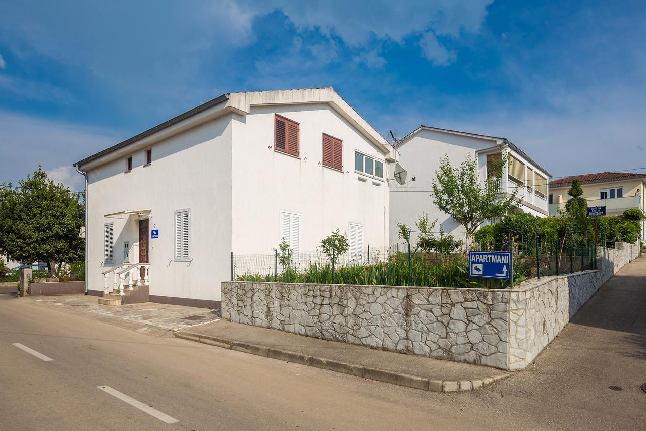 Apartment Miranda Malinska Exterior photo
